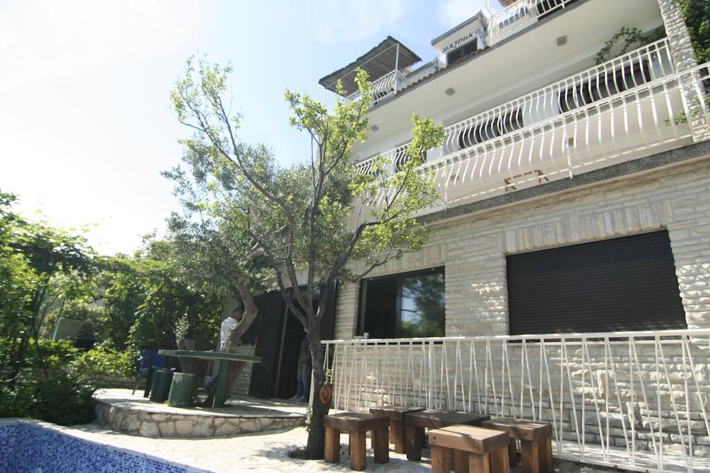Apartments Marta Трогір Екстер'єр фото