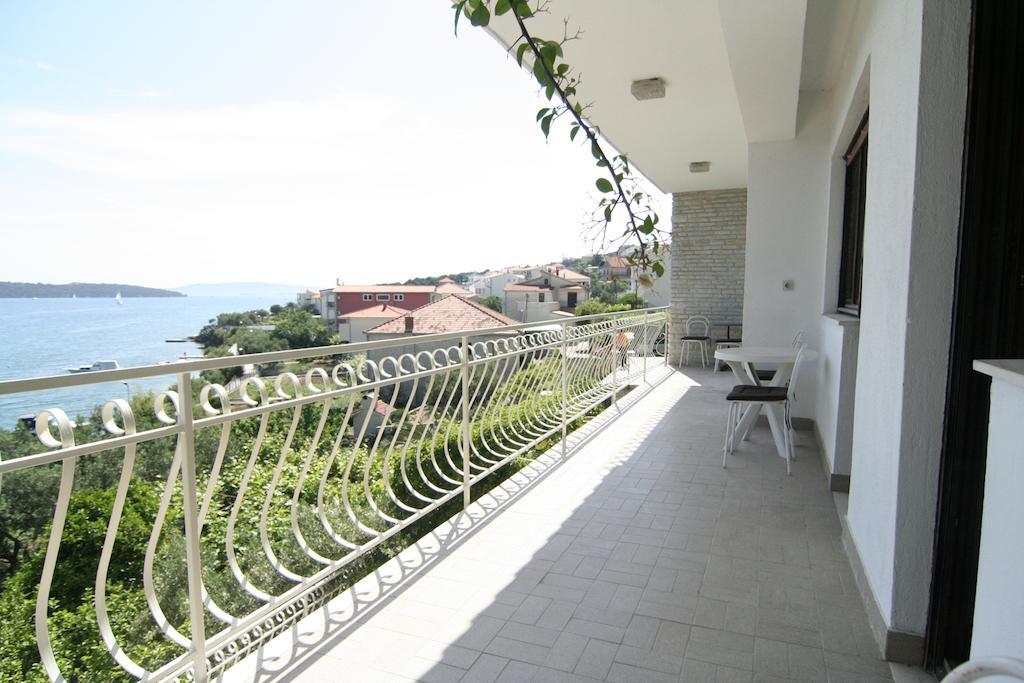 Apartments Marta Трогір Номер фото